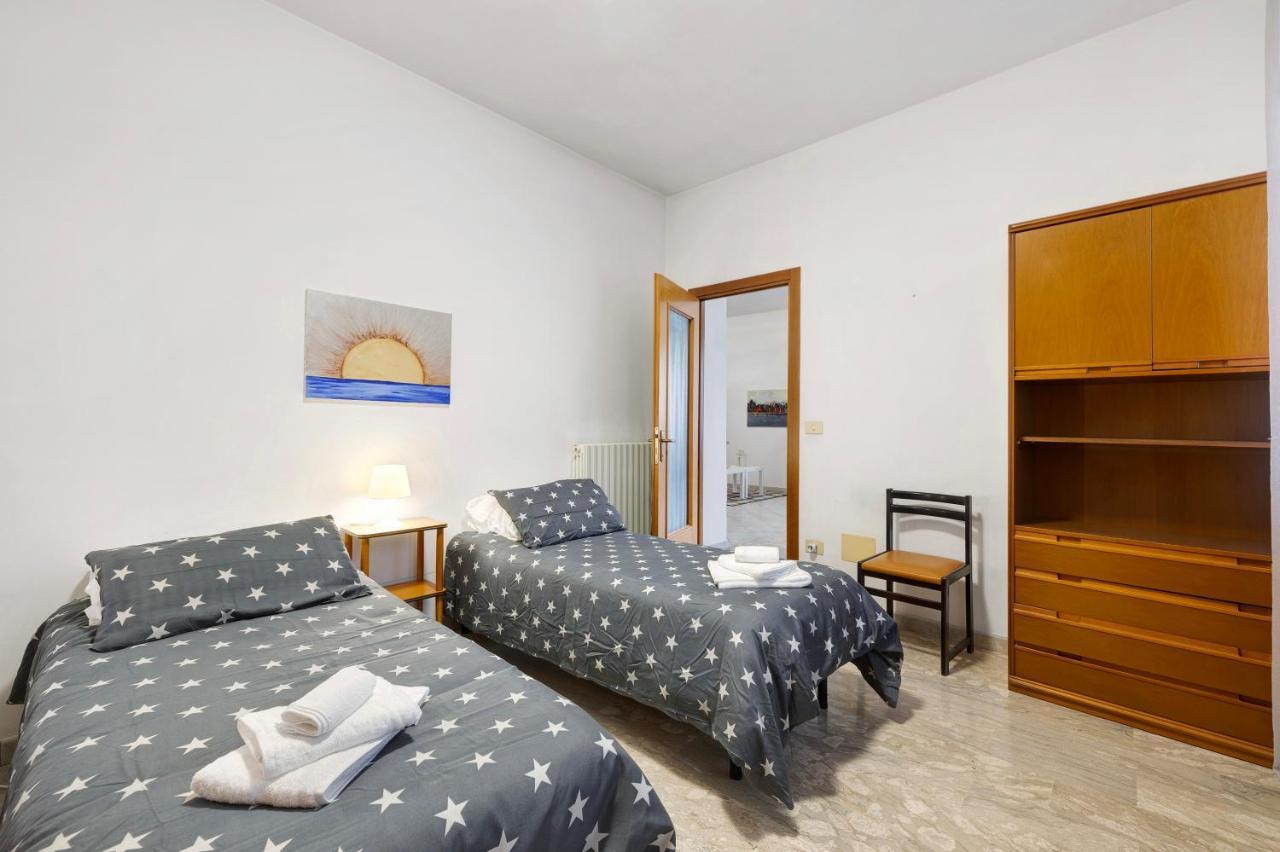 Casa Rosa Lejlighed Loano Eksteriør billede